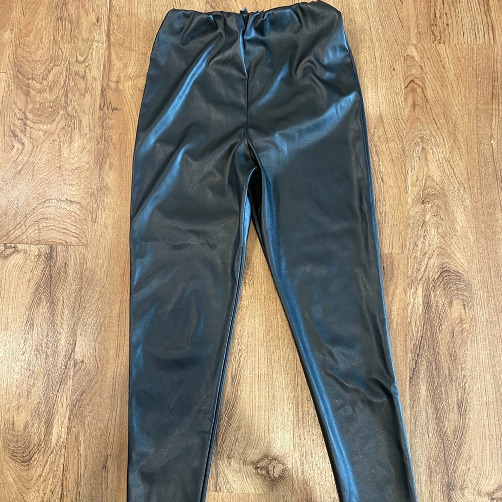 Pretty Little Thing Faux Leather Leggings